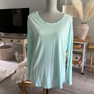 ☘️Pink Long Sleeve Tees